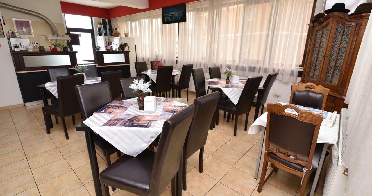 Hotel Taco Bucharest Luaran gambar